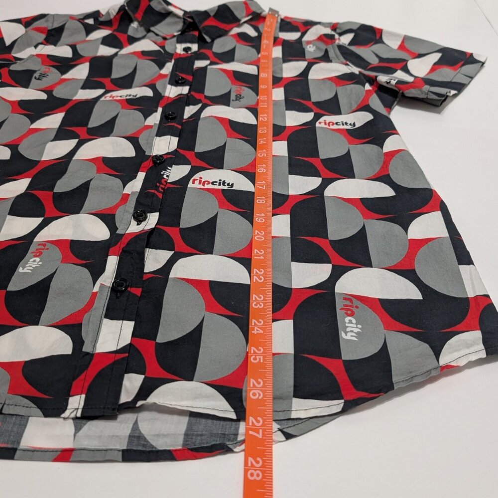 Wildfang Rip City Portland Trail Blazers Short Sleeve Button Up Shirt, Size L - Picture 14 of 14